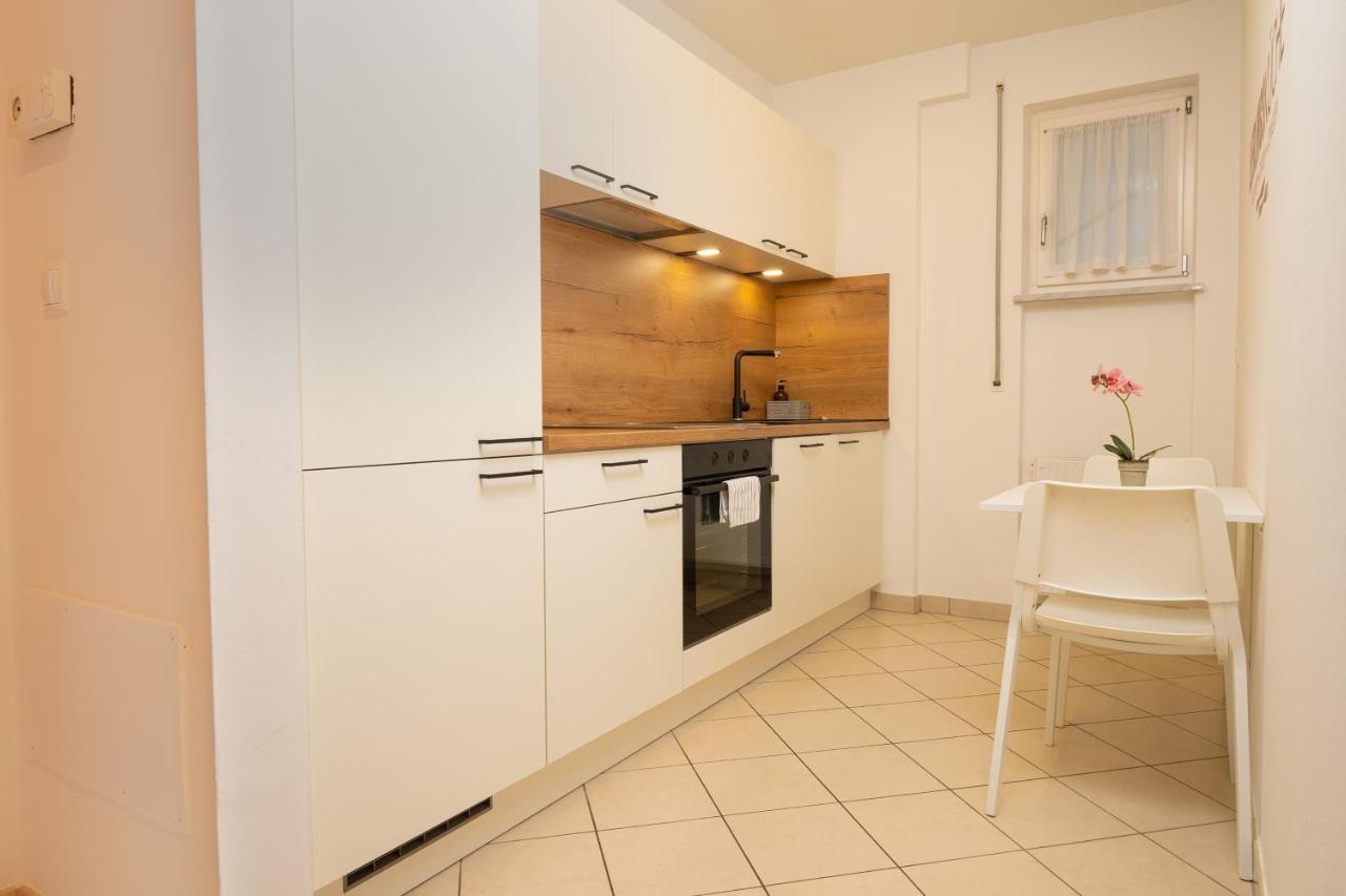 Appartament Emma Apartment Brunico Exterior photo